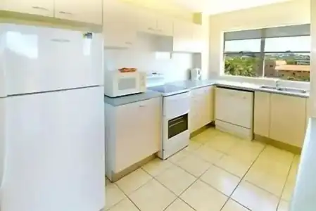 Tradewinds Apartments - 127