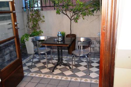 Miravida Soho & Wine Bar - 12