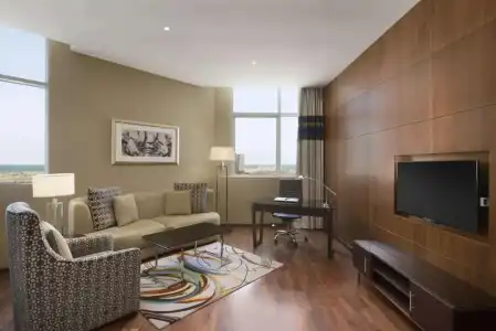Ramada by Wyndham Abu Dhabi Corniche - 53