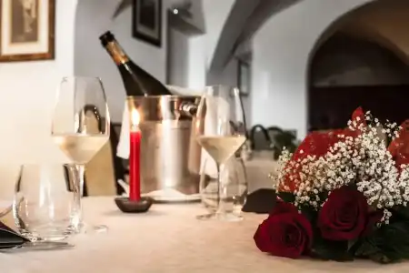 Portici Romantik & Wellness - 8