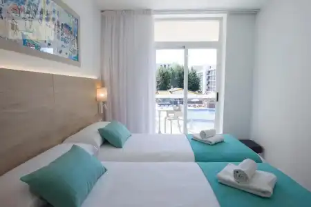 ApartCYE Holiday Centre - 130