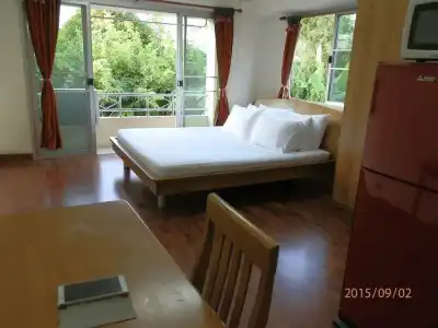 Sandy Serviced Apartment - 24