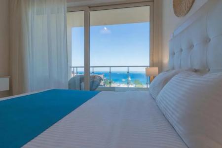 Redcon Suites - 202