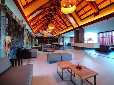 Crystals Beach Resort Belle Mare, a member of Radisson Individuals - 25