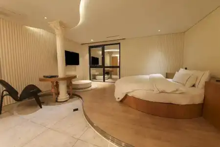 Cullinan and Spa - 85