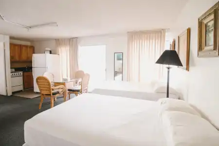 Royal Grove Waikiki - 56