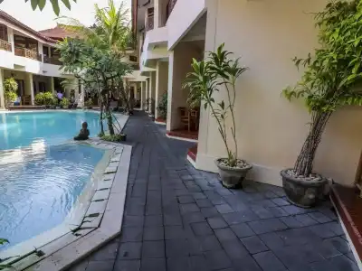 The Flora Kuta Bali By Reddoorz - 16