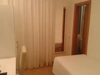 Lisbon Style Guesthouse - 13