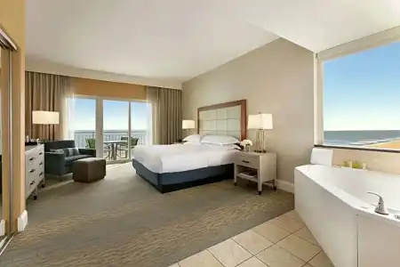 Hilton Ocean City Oceanfront Suites - 75