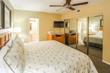 Desert Isle Resort - 1