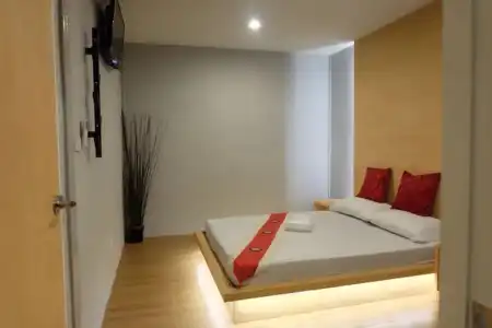 Love Box Resort - 43