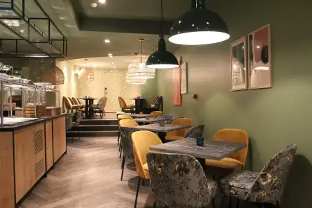 Leonardo Antwerp - 22