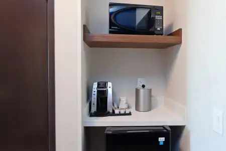 Holiday Inn Express Los Angeles Airport by IHG - 50