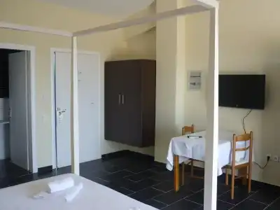 Oasis Kyparissia - 5