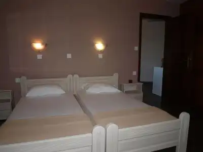 Georgia Vicky - 3