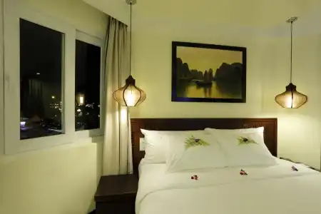 River Suites Hoi An - 65