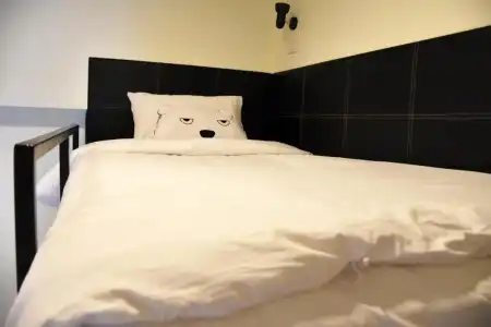 Tuck Me iN - 44