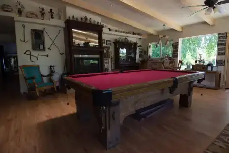 Red Horse Bed and Breakfast - 13
