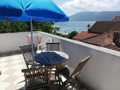 LaRos Apartments - 31