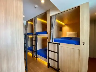 Patong Poshtel - Adults Only - Hostel - 5