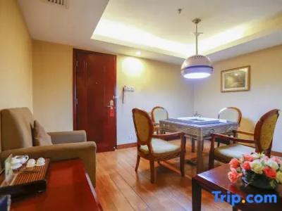 Jinhuayue International - 106