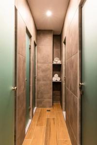 Athens Hub Hostel - 10
