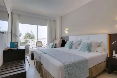 Ilunion Palmanova Mallorca - 58