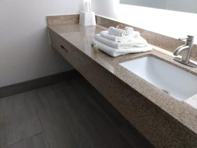 Gateway Inn Savannah - 16