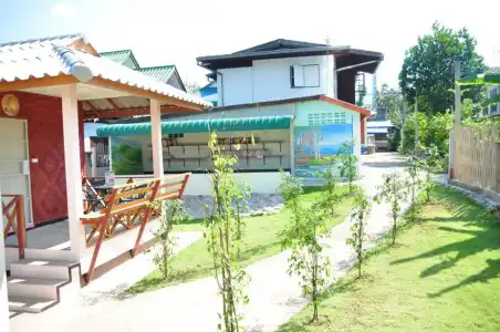 Sarm Mork Guesthouse - 14