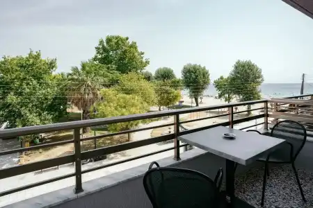 Aqua Beachfront Elegant - 59