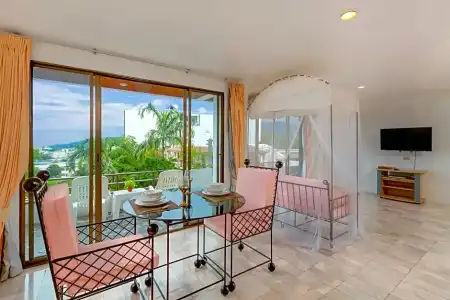 Club Bamboo Boutique Patong Beach Resort - 50