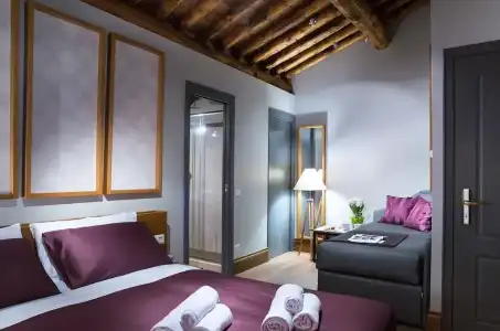 Grand Master Suites - 46