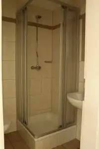 Opera Hostel - 9