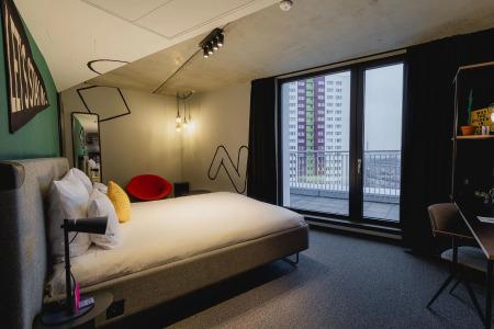 The Social Hub Berlin Alexanderplatz - 2