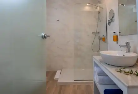 Elounda Breeze Resort - 8