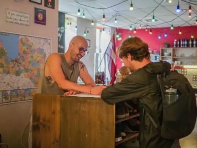 Cinnamon Sally Backpackers Hostel - 14