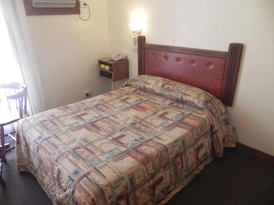 St Georges Motor Inn - 16