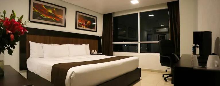 & Suites PF - 98