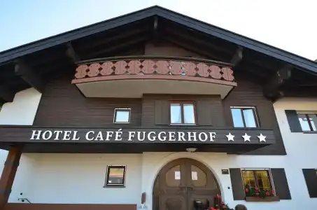 Cafe Fuggerhof - 17