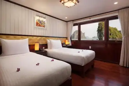 Halong Sapphire Cruises - 33