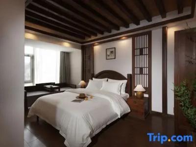 Lijiang Gemmer - 24
