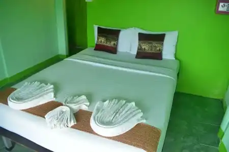 Phi Phi Beach Front Resort - 83