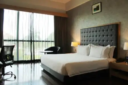 Symphony Suites - 35