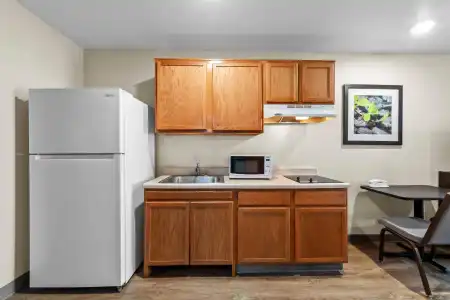 WoodSpring Suites San Antonio South - 28