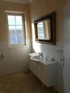 Roter Hahn - Bed & Breakfast - 22