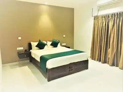 Peninsula Beach Resort, Calangute - 30
