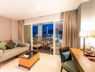ASHLEE Hub Patong - 52