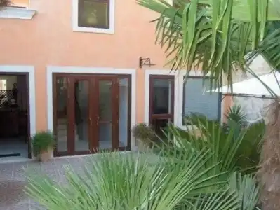 Sikania Suite - 22