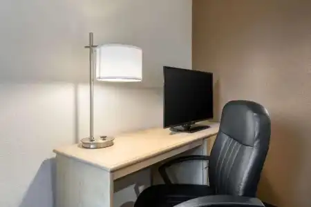 Birch Hill Suites - Lakeland - 29