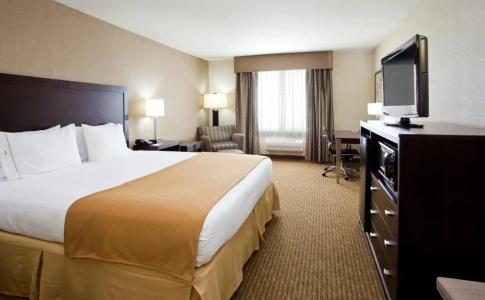 Holiday Inn Express & Suites Fresno South by IHG - 5